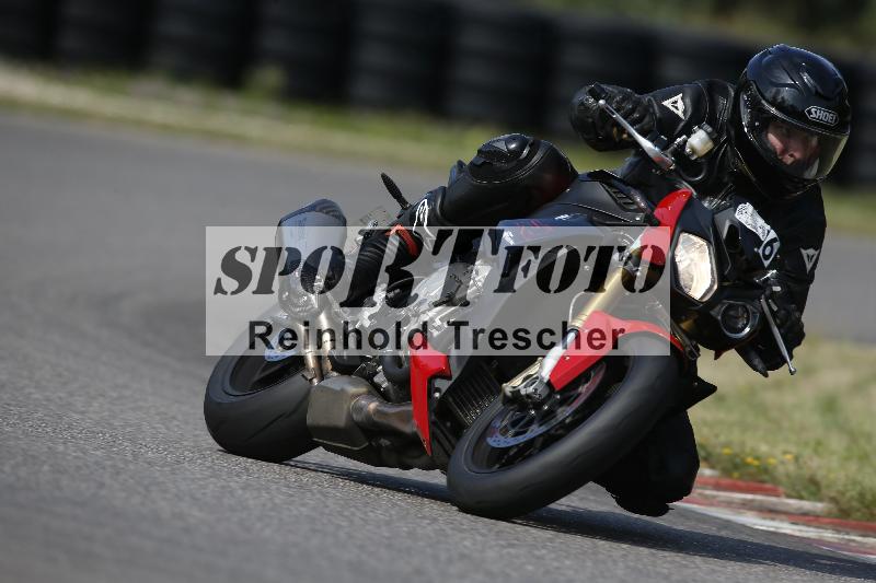 Archiv-2023/47 24.07.2023 Track Day Motos Dario - Moto Club Anneau du Rhin/6